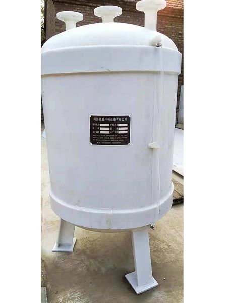 聚丙烯儲罐(立式）