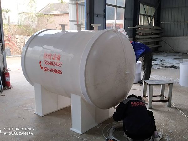 臥式-負壓-2000L儲罐